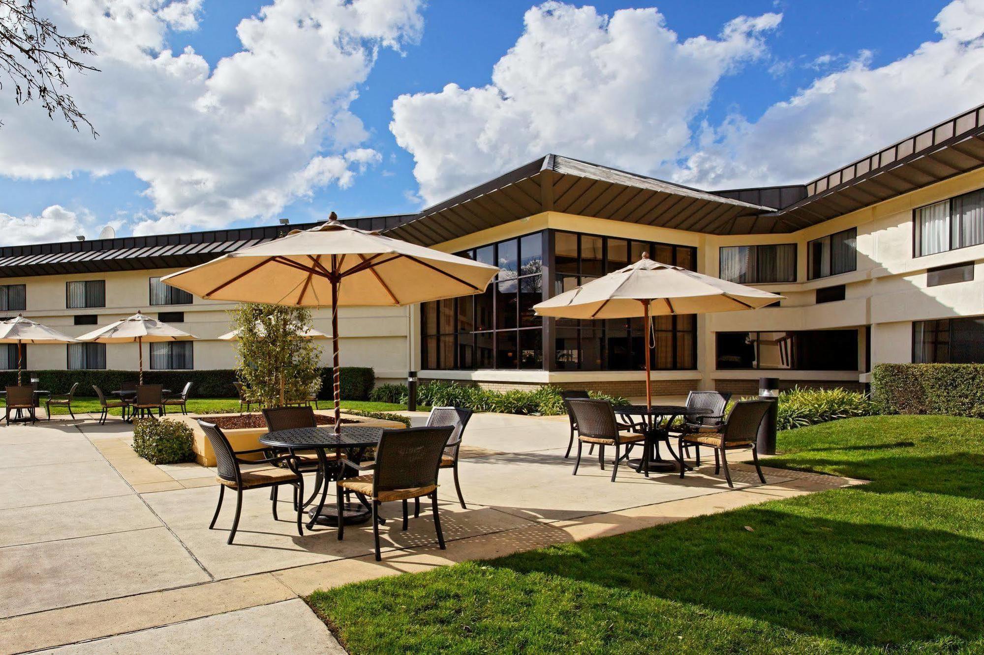 Holiday Inn Express Walnut Creek By Ihg Restaurant foto